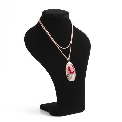 Velvet Neckless Display