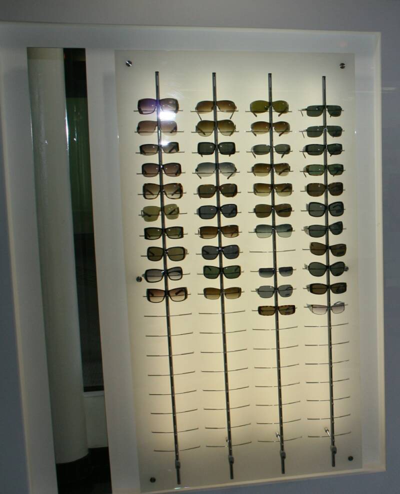 Optical Display Wall Mounted